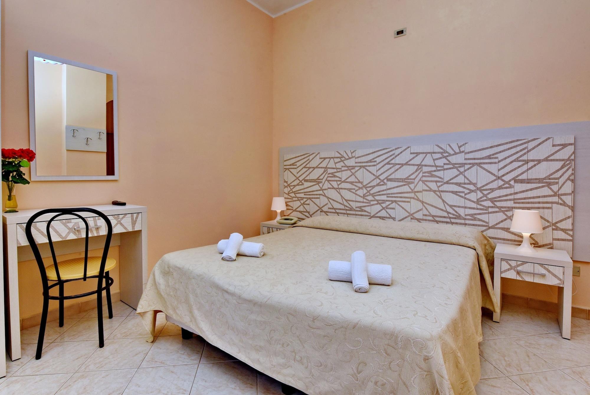 Hotel Costa D'Oro Санта Мария ди Кастелабате Екстериор снимка