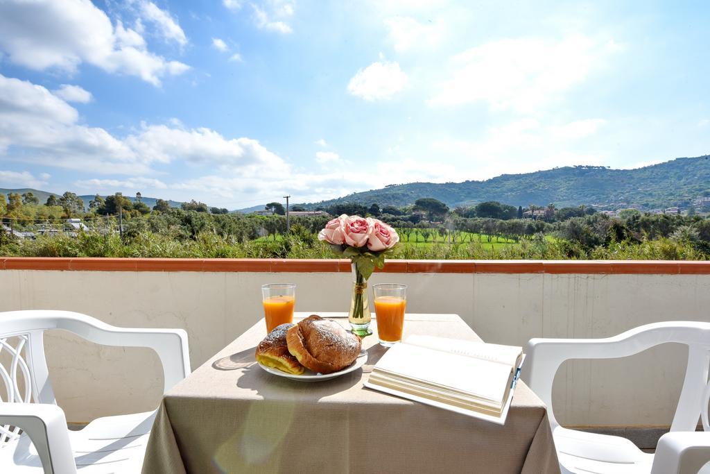 Hotel Costa D'Oro Санта Мария ди Кастелабате Екстериор снимка