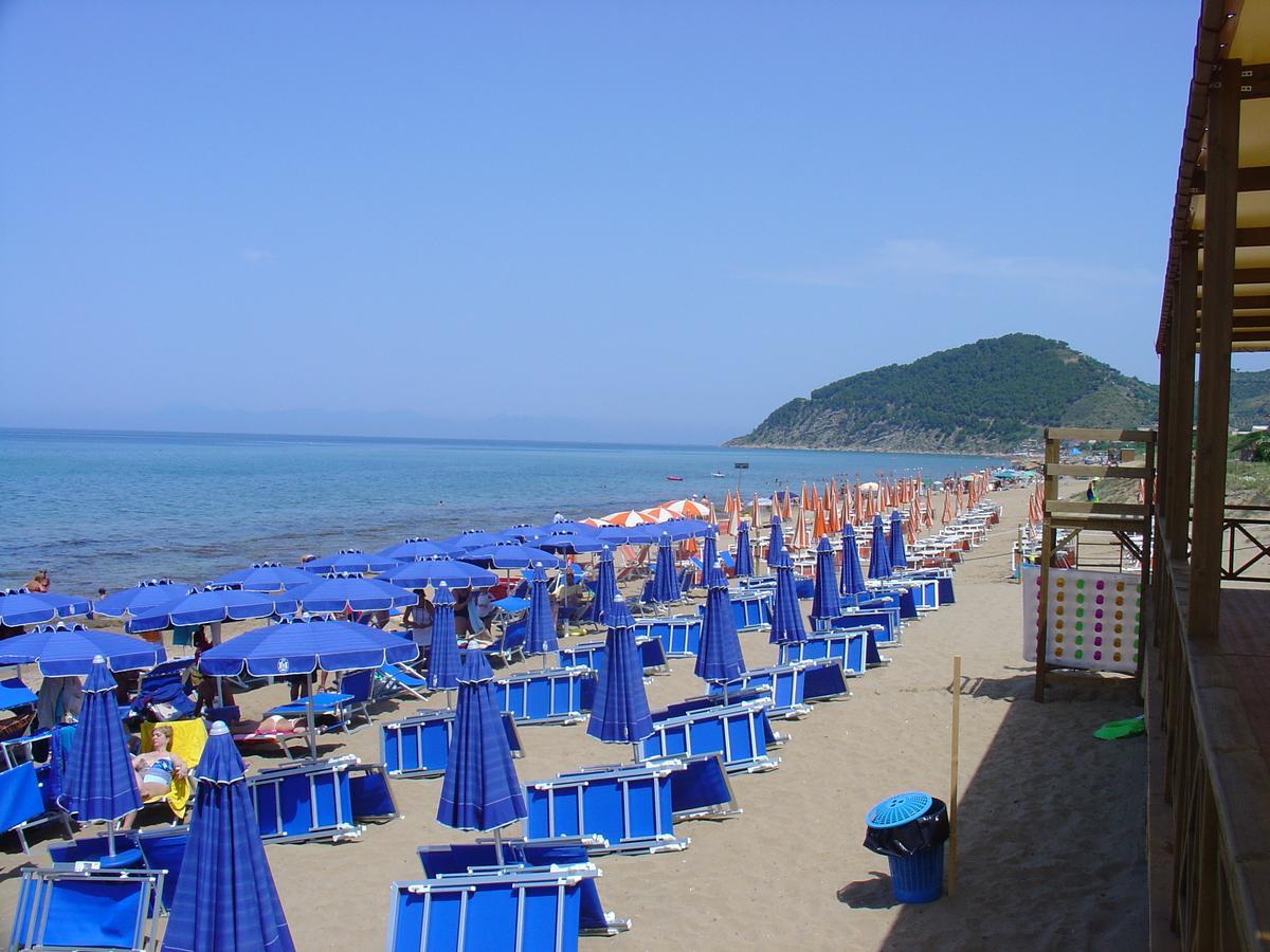 Hotel Costa D'Oro Санта Мария ди Кастелабате Екстериор снимка